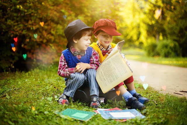 Scopri la bellezza e la durabilità della Libreria Montessoriana in legno